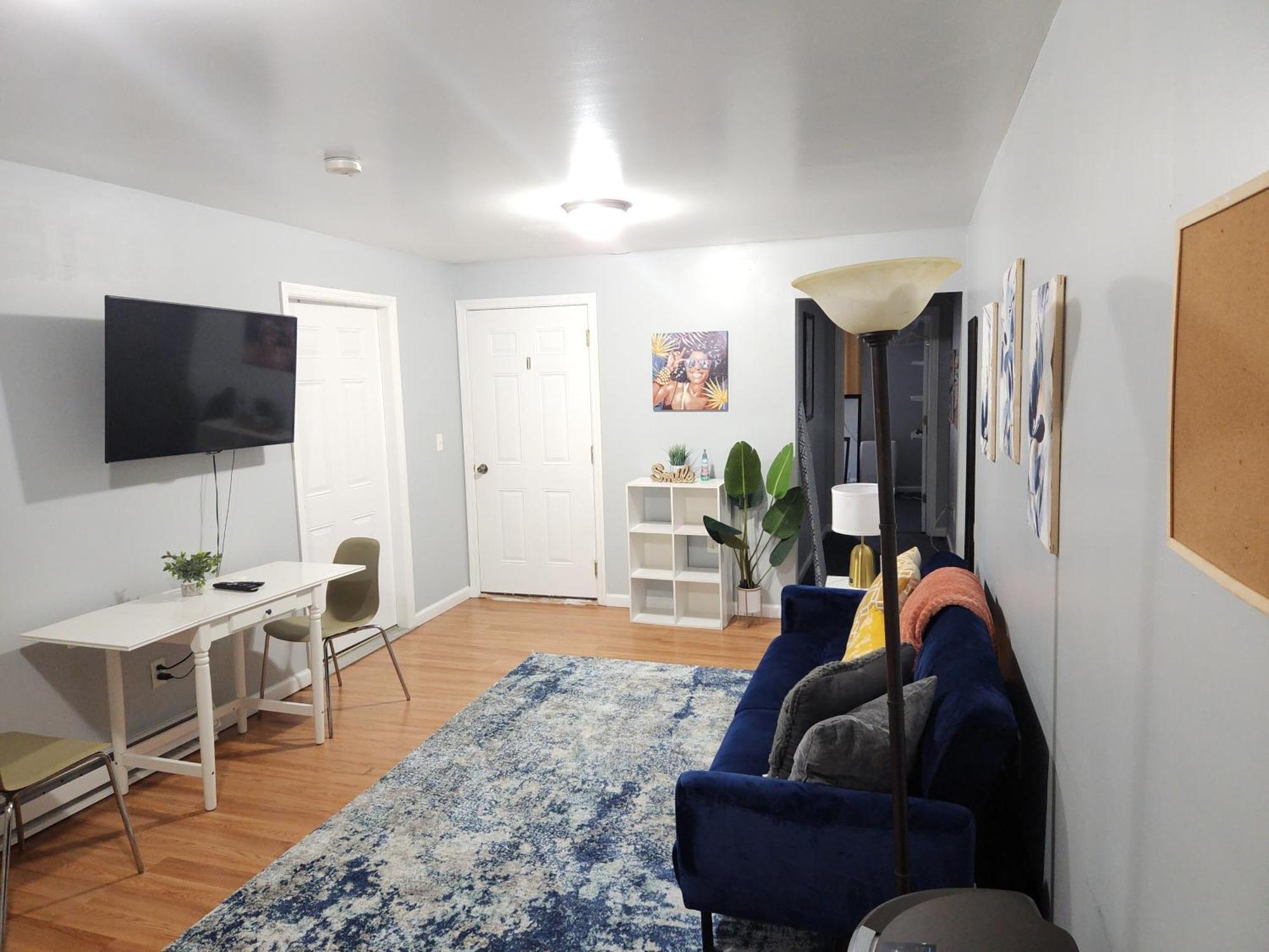 Entire 2-Bed Private Apt - Ewr/Nyc/Outlet Mall Newark Zewnętrze zdjęcie